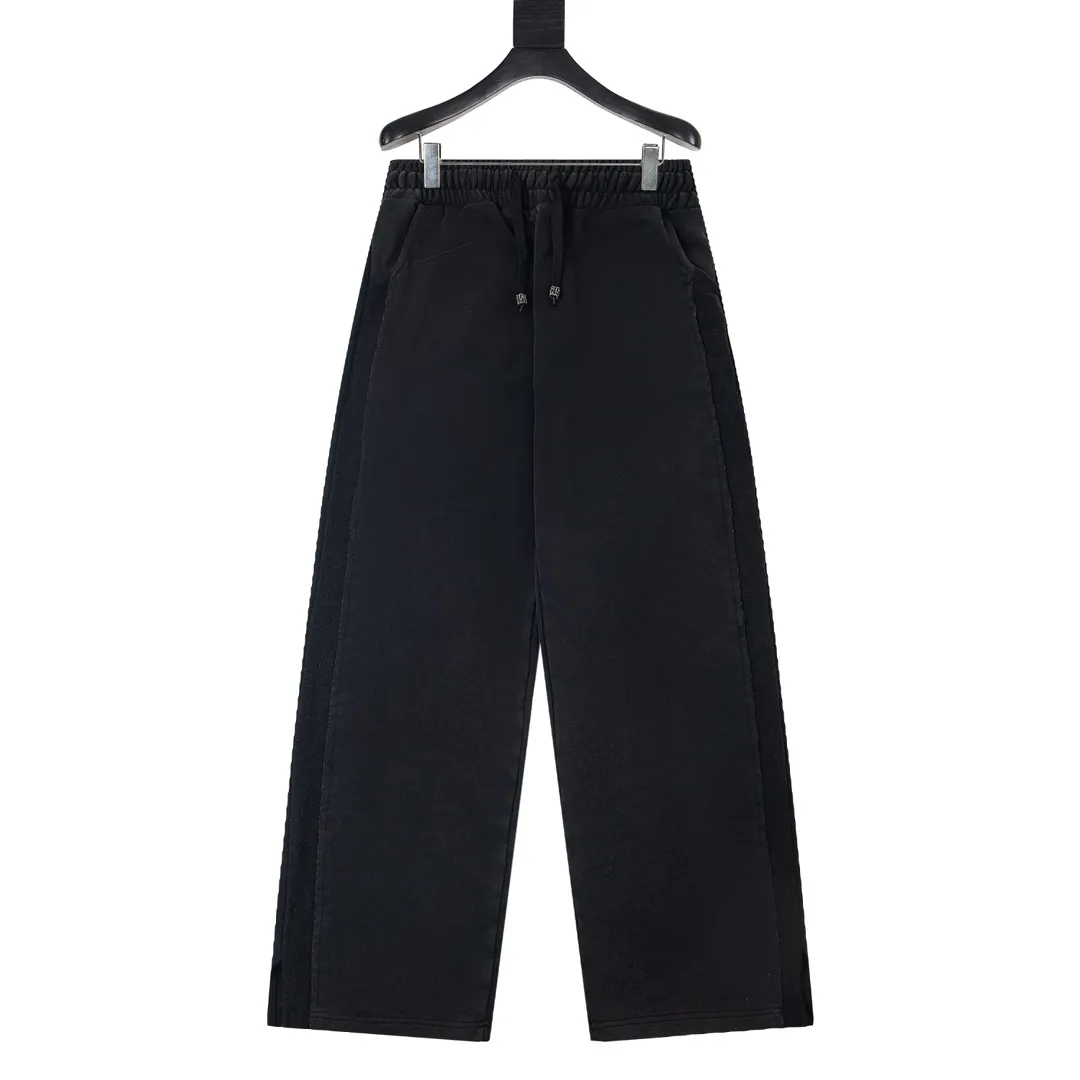 P220 model number Y661 CHROME HEARTS/Chrome Hearts CH 23SS washed trousers and sweatpants, soft and comfortable, and the upper body experience is overwhelming. The pants are decorated with classic cross leather patches, which are full of design. Trousers with elastic waist and leggings, a super versatile fashion item, will definitely turn heads. A must-have treasure sweatpants. The shape is super easy and easy to wear. Both men and women can easily wear it. They are the first choice for the street, don’t miss it! ! ! size:S-XL